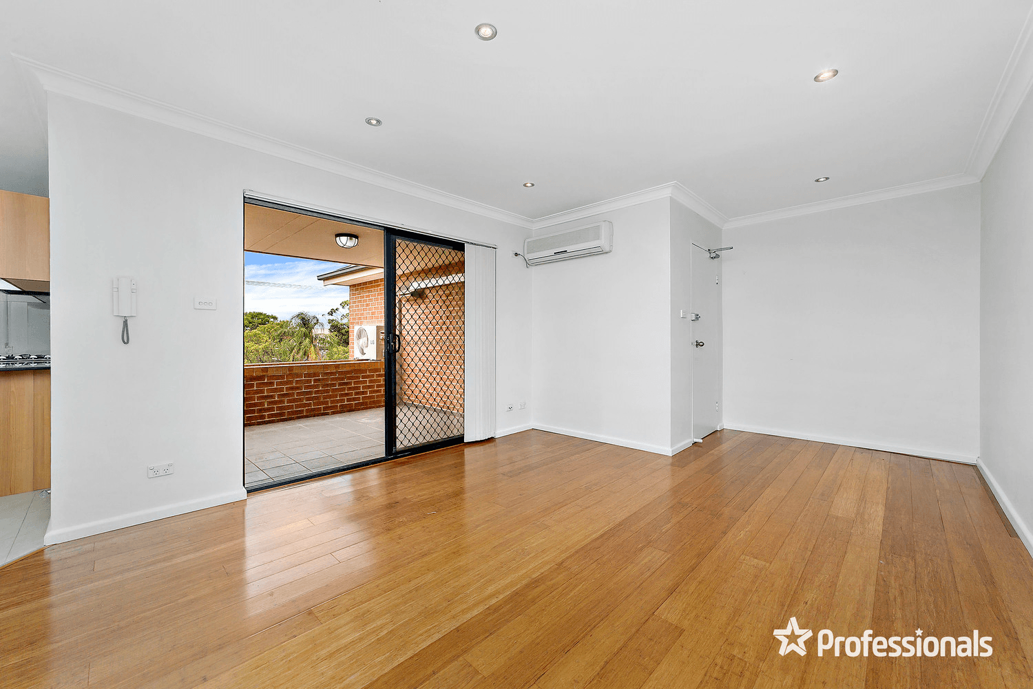 21/14 White Avenue, Bankstown, NSW 2200