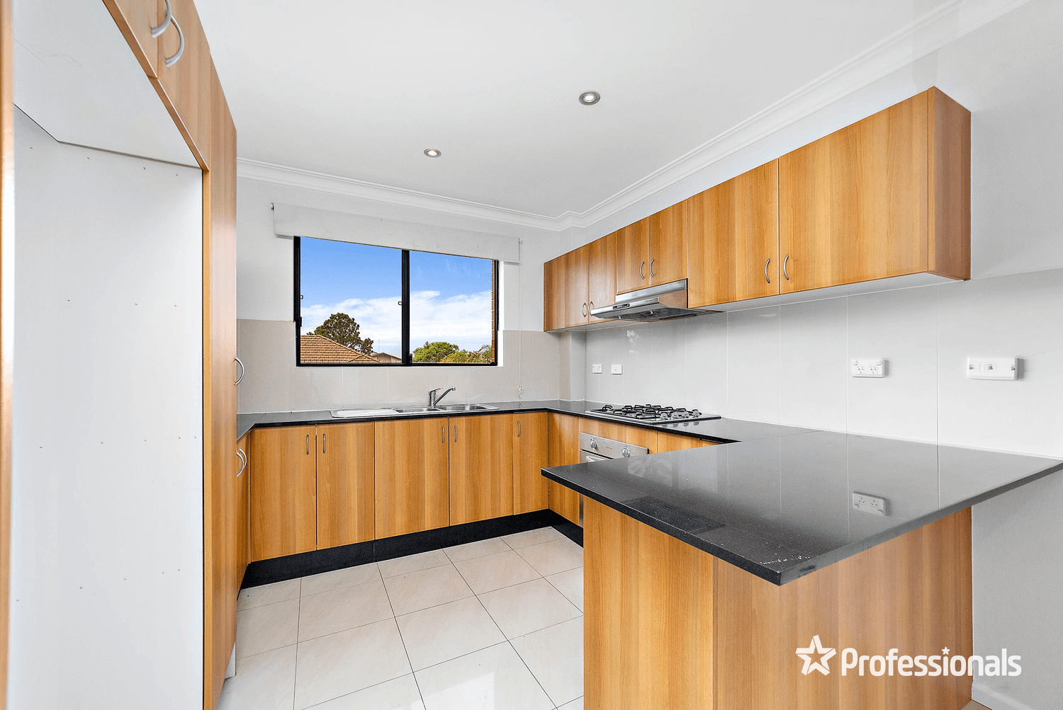 21/14 White Avenue, Bankstown, NSW 2200