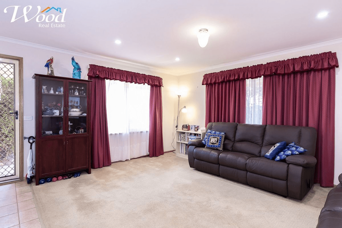 41 Sarson Rd, GLENROY, NSW 2640