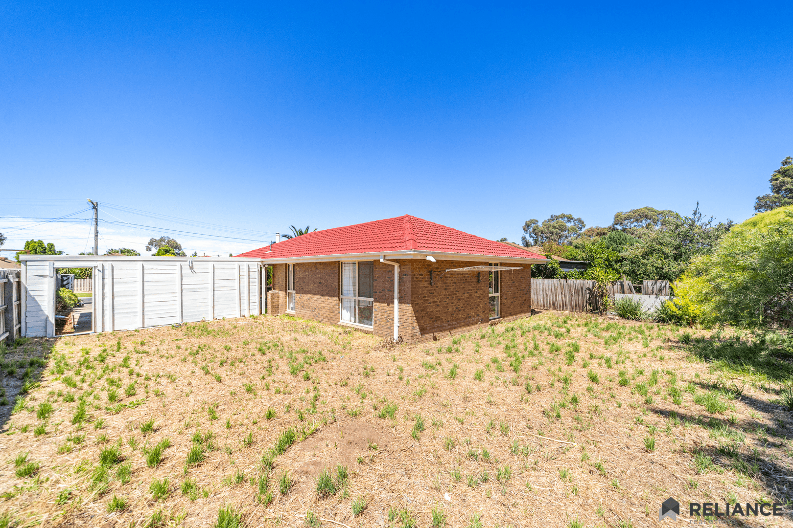 24 Blackwood Drive, Melton South, VIC 3338