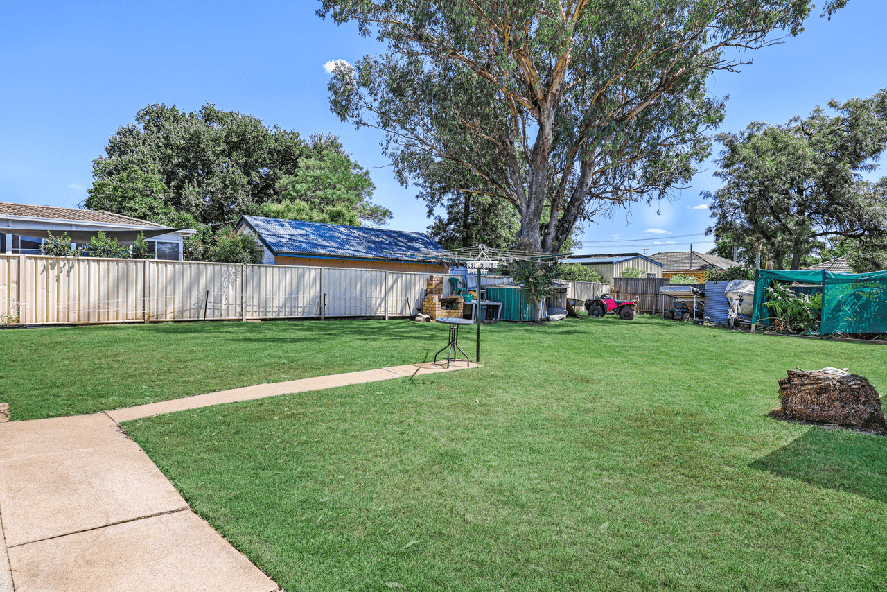 20 Kyooma Street, TAMWORTH, NSW 2340