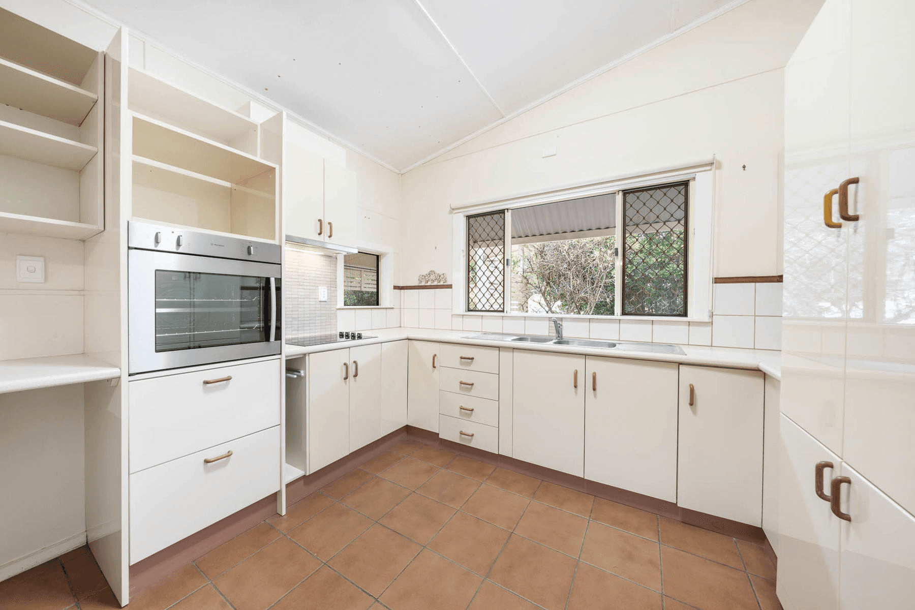 5 Webb Street, RANGEVILLE, QLD 4350