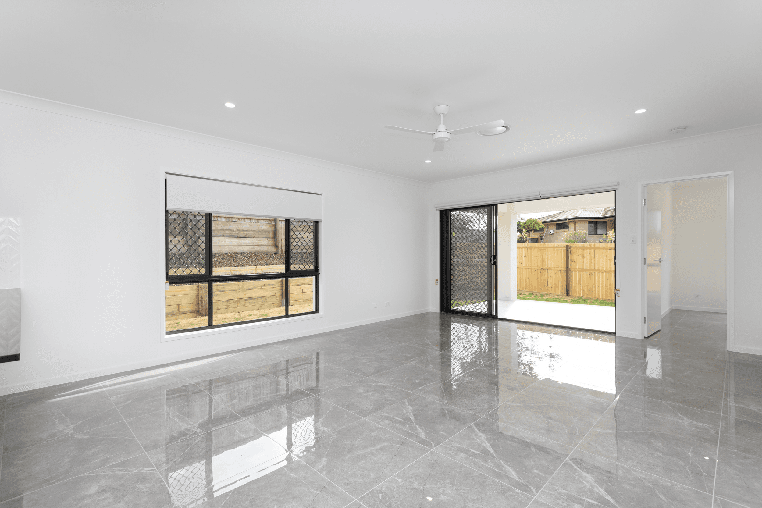 100B Johnston Street, BELLBIRD PARK, QLD 4300