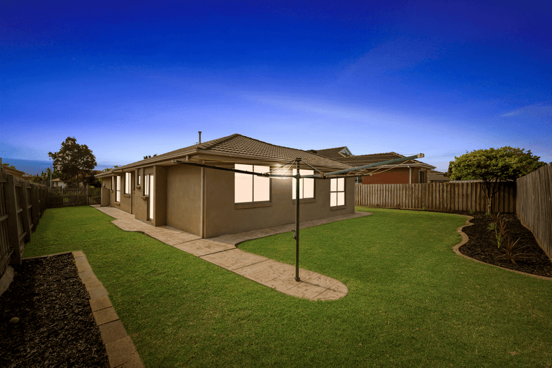 41 Hannah Avenue, Hillside, VIC 3037