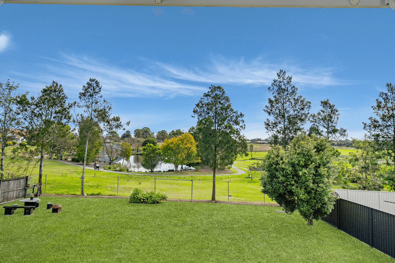 22 Hinchinbrook Avenue, BETHANIA, QLD 4205