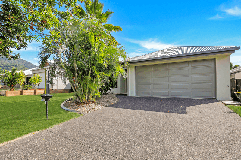 11 Byron Terrace, REDLYNCH, QLD 4870