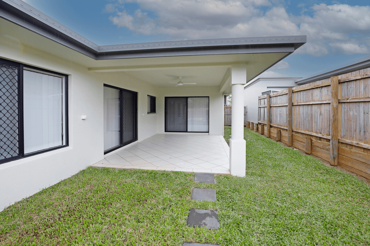 11 Byron Terrace, REDLYNCH, QLD 4870