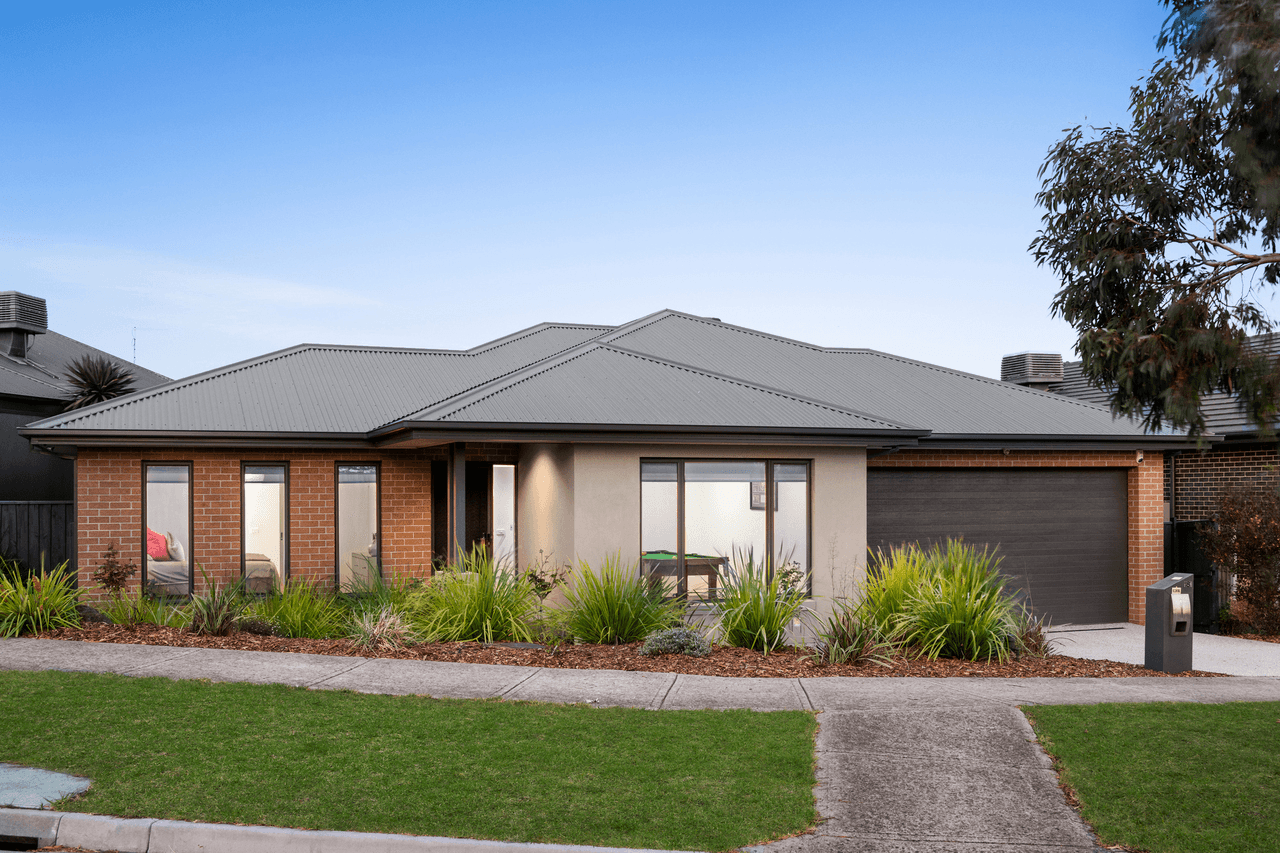 18 Eagle Boulevard, DOREEN, VIC 3754