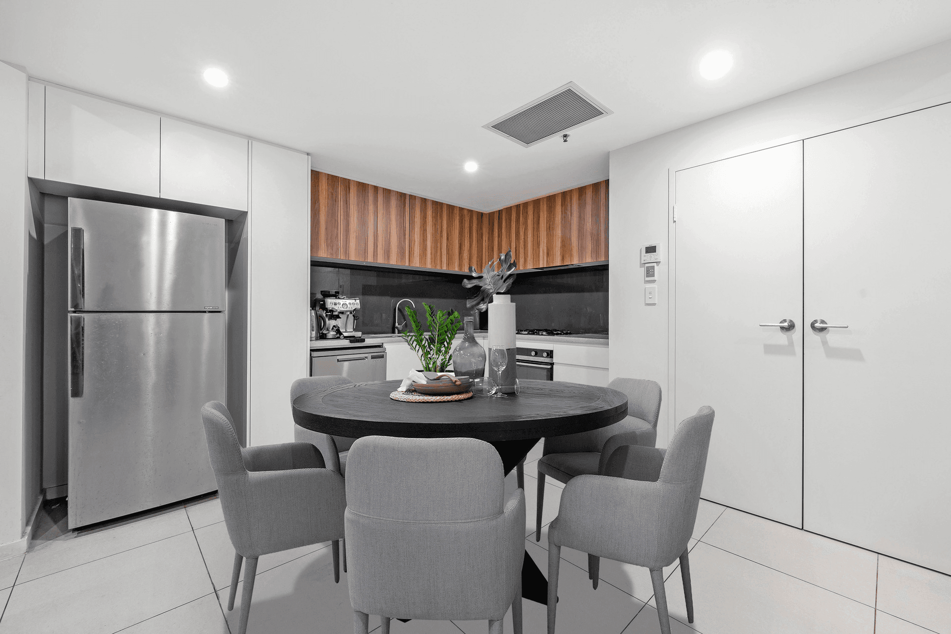 206/380 Forest Road, Hurstville, NSW 2220