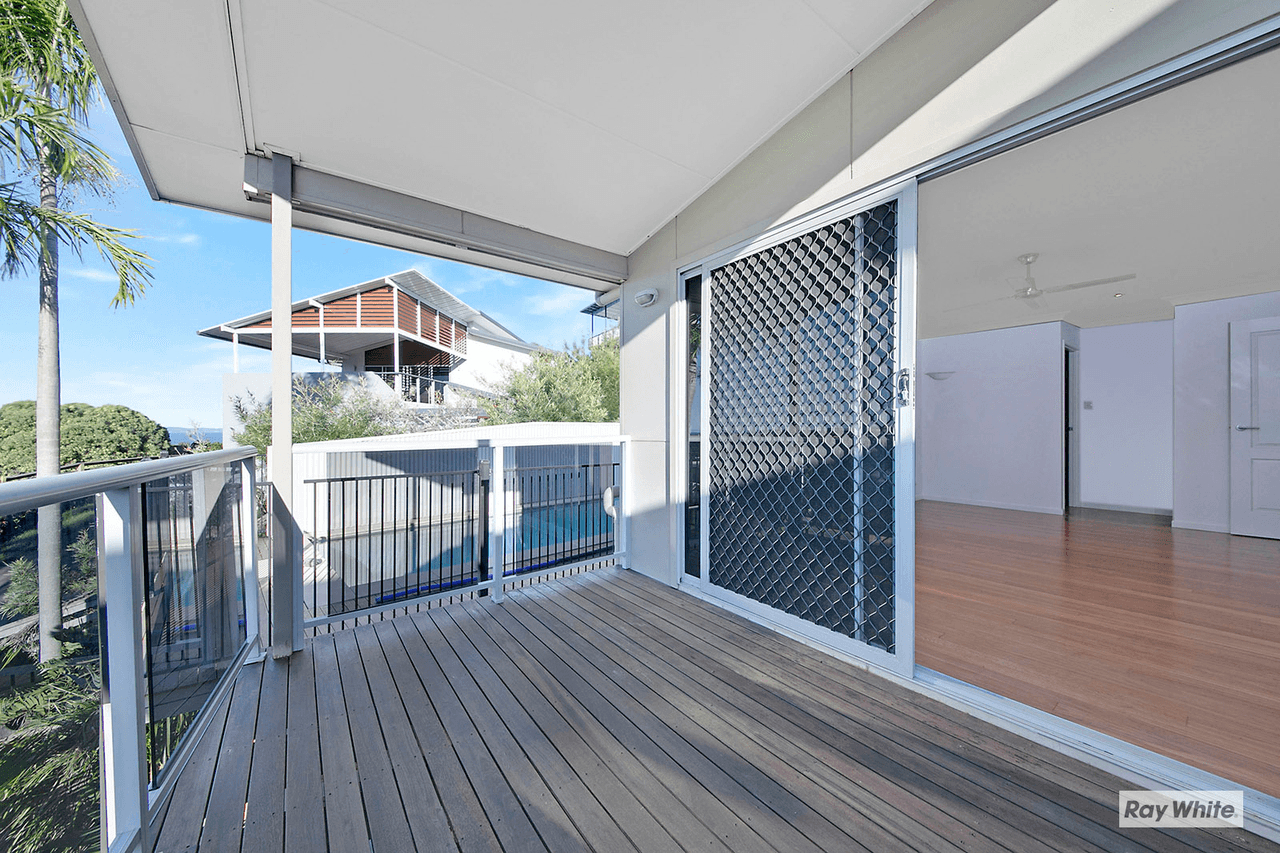 8 Letchford Court, PACIFIC HEIGHTS, QLD 4703