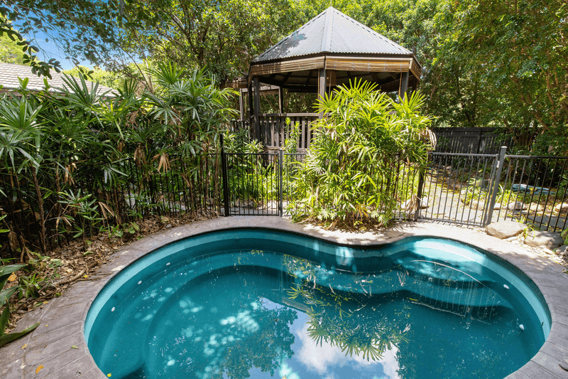 91 Victoria Terrace, GREENSLOPES, QLD 4120