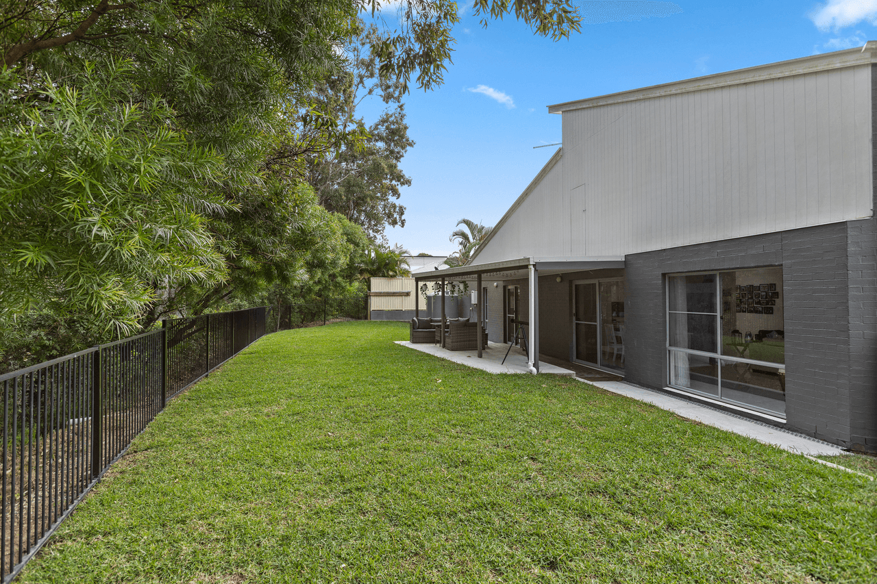 122 Botanical Circuit, BANORA POINT, NSW 2486