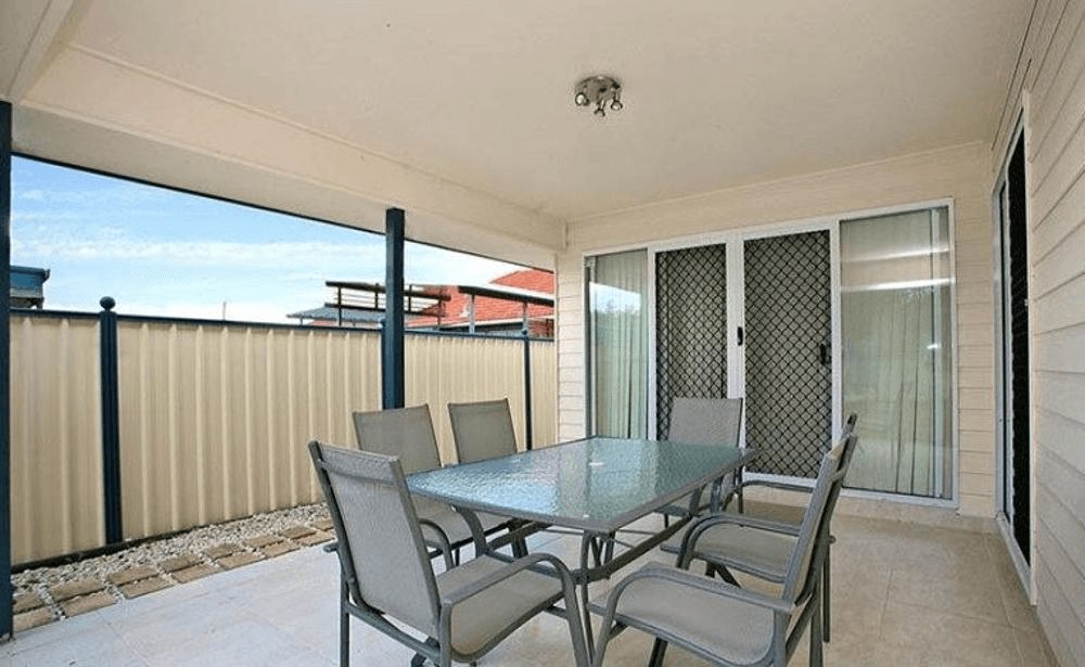 118 Stanley Road, CAMP HILL, QLD 4152