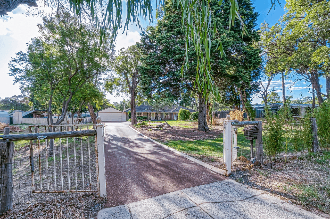 26 Rushton Road, MARTIN, WA 6110