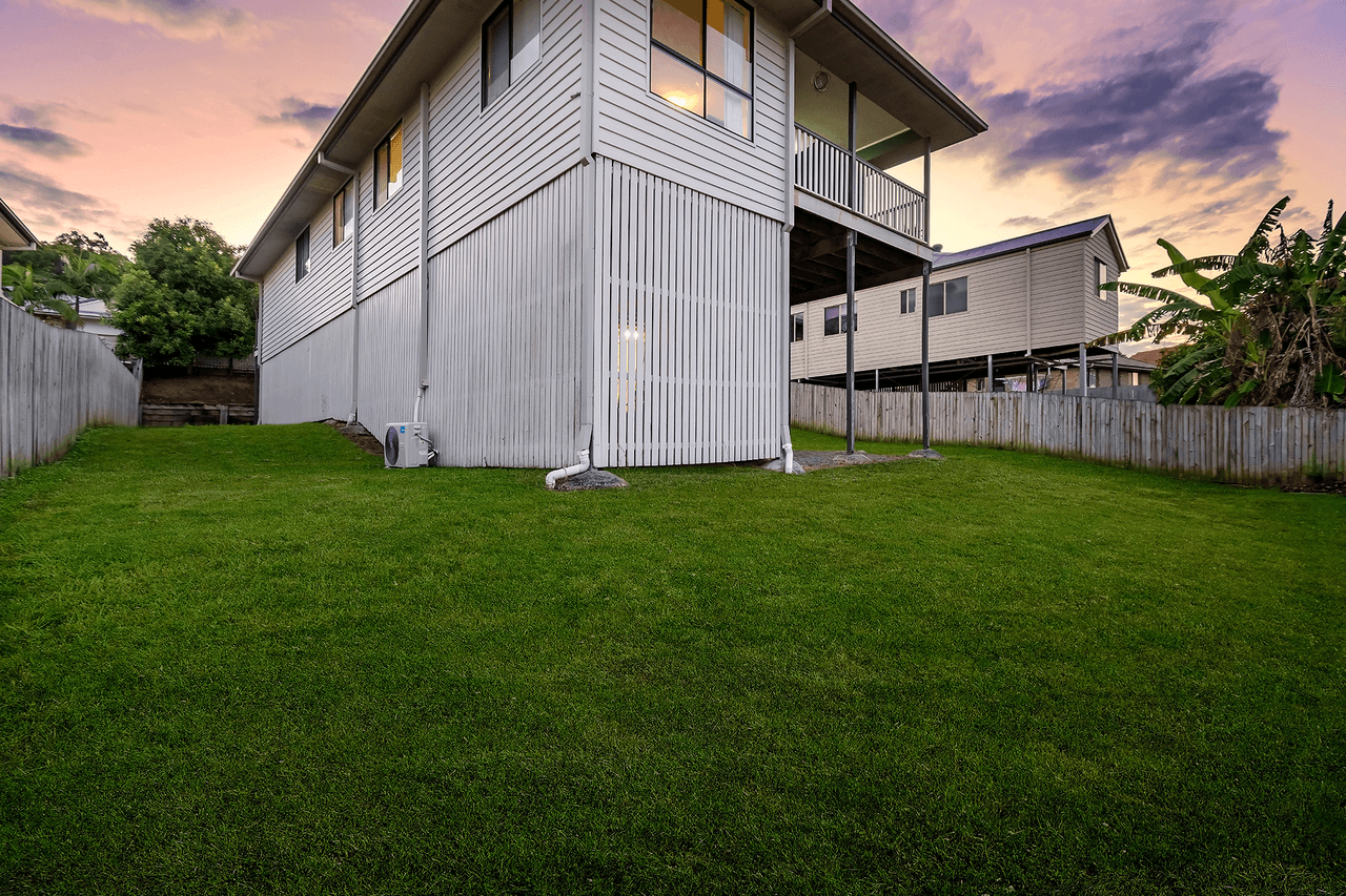 12 Serin Street, UPPER COOMERA, QLD 4209