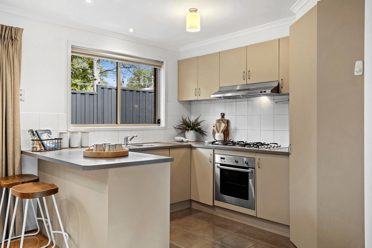 3/40 Urquhart Street, WOODEND, VIC 3442