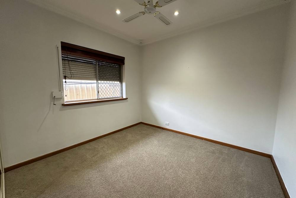 17 Rogers Avenue, Katanning, WA 6317