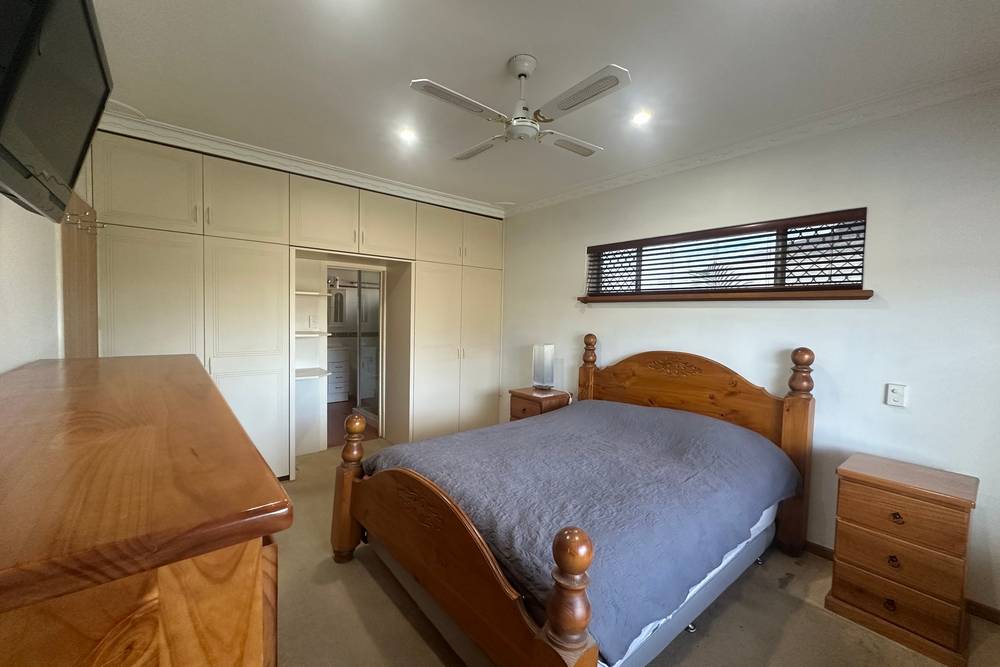 17 Rogers Avenue, Katanning, WA 6317