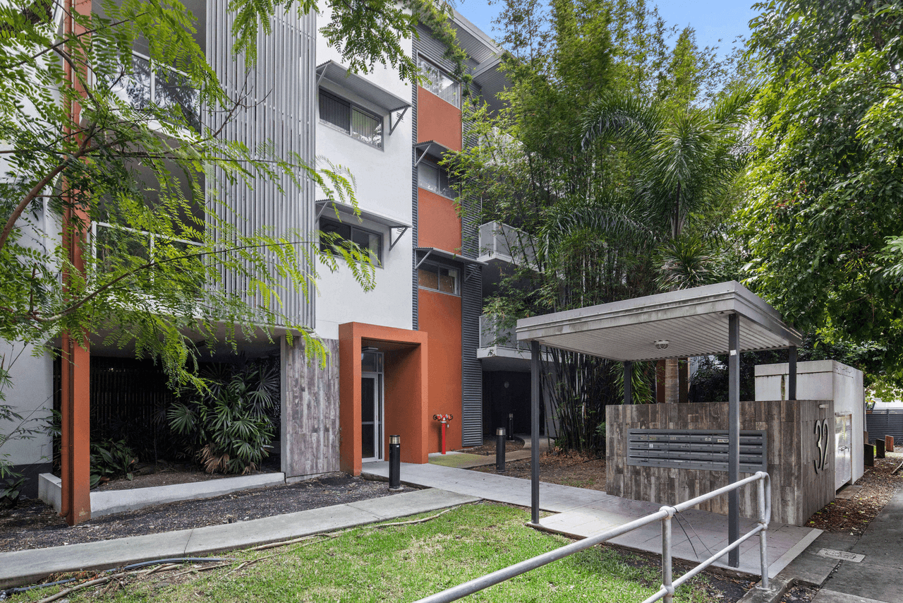 105/32 Nathan Avenue, ASHGROVE, QLD 4060