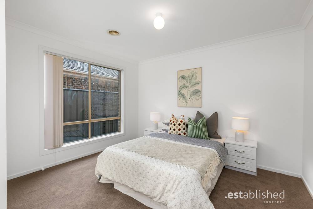 45 Breasley Parkway, POINT COOK, VIC 3030