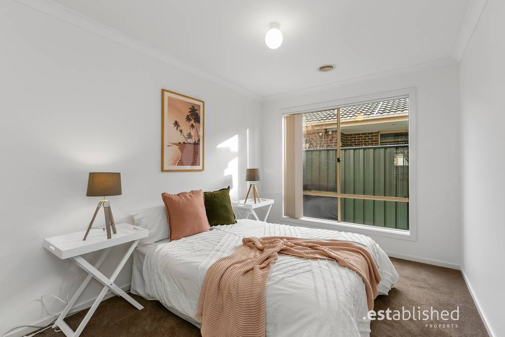 45 Breasley Parkway, POINT COOK, VIC 3030