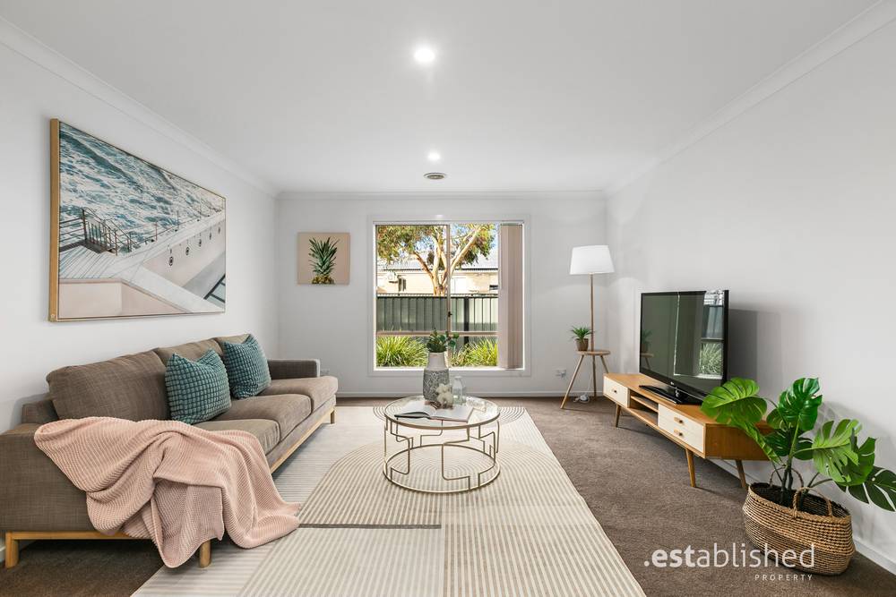 45 Breasley Parkway, POINT COOK, VIC 3030