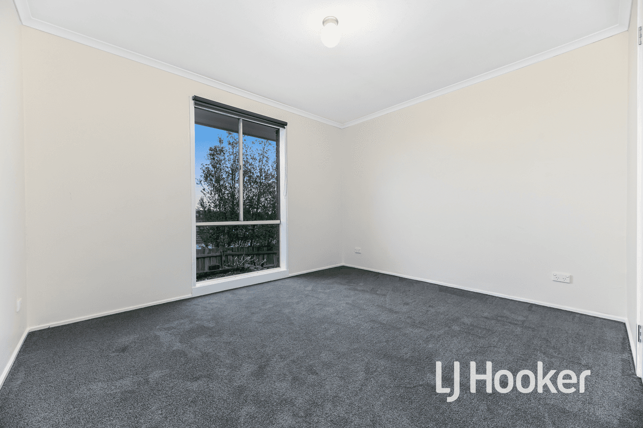 1 Earle Close, PAKENHAM, VIC 3810