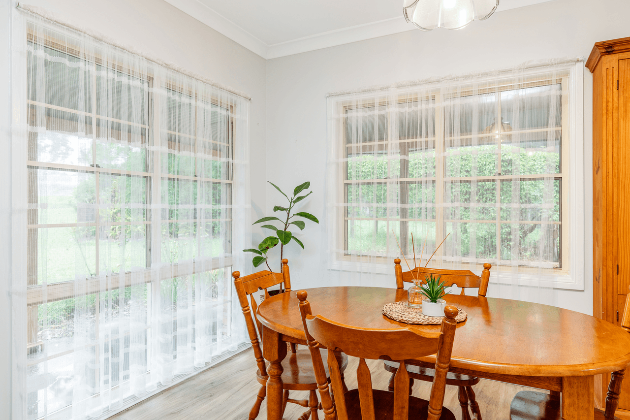 15 Dixon Street, SEAHAM, NSW 2324