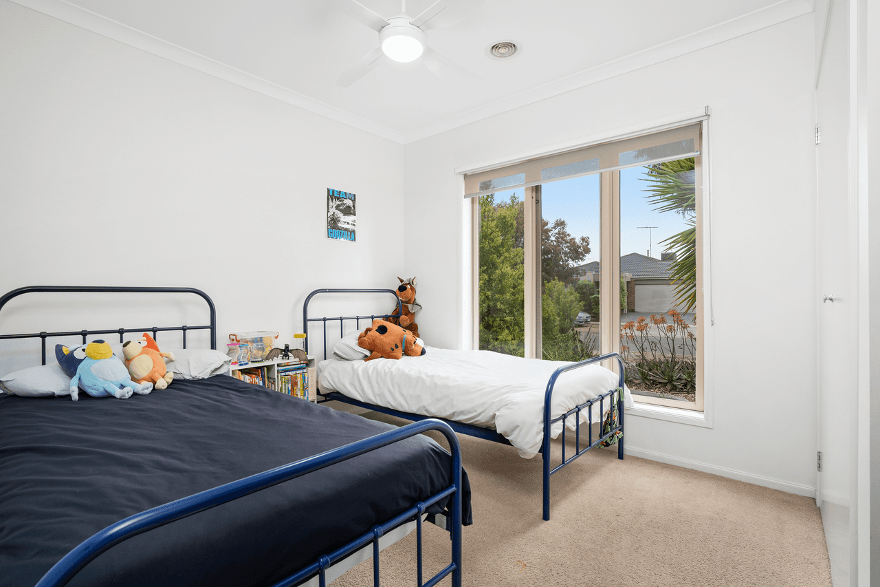 44 Grand Lakes Way, LARA, VIC 3212