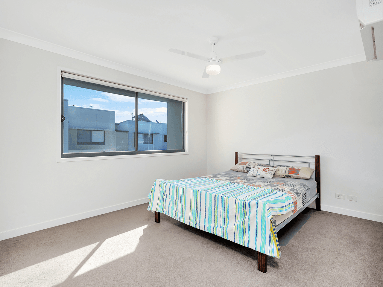 Unit 7/22  Careel Close, Helensvale, QLD 4212