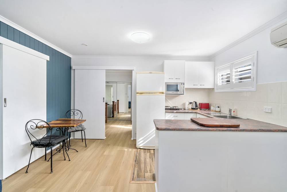 17 Fernlea Avenue, Scarborough, QLD 4020