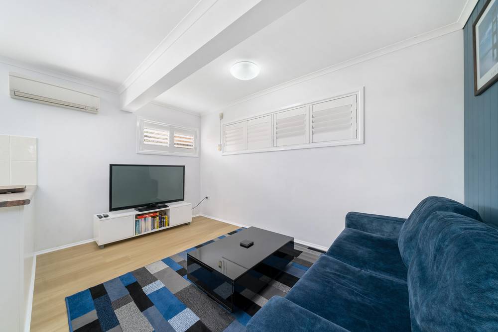 17 Fernlea Avenue, Scarborough, QLD 4020