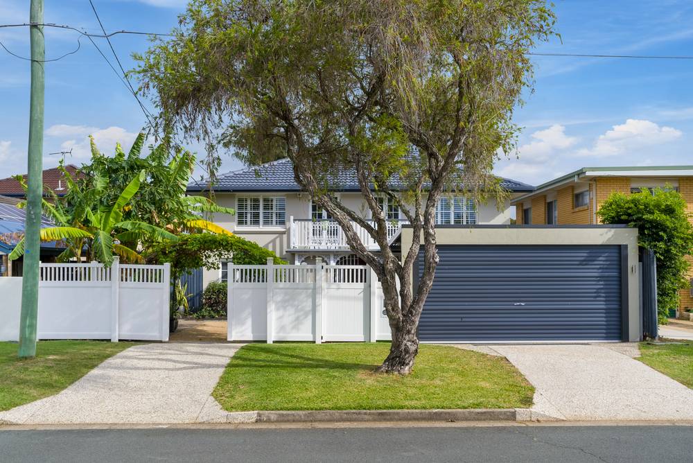 17 Fernlea Avenue, Scarborough, QLD 4020