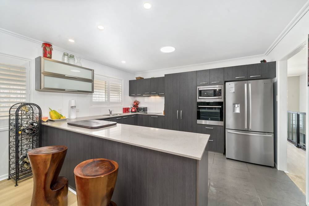 17 Fernlea Avenue, Scarborough, QLD 4020