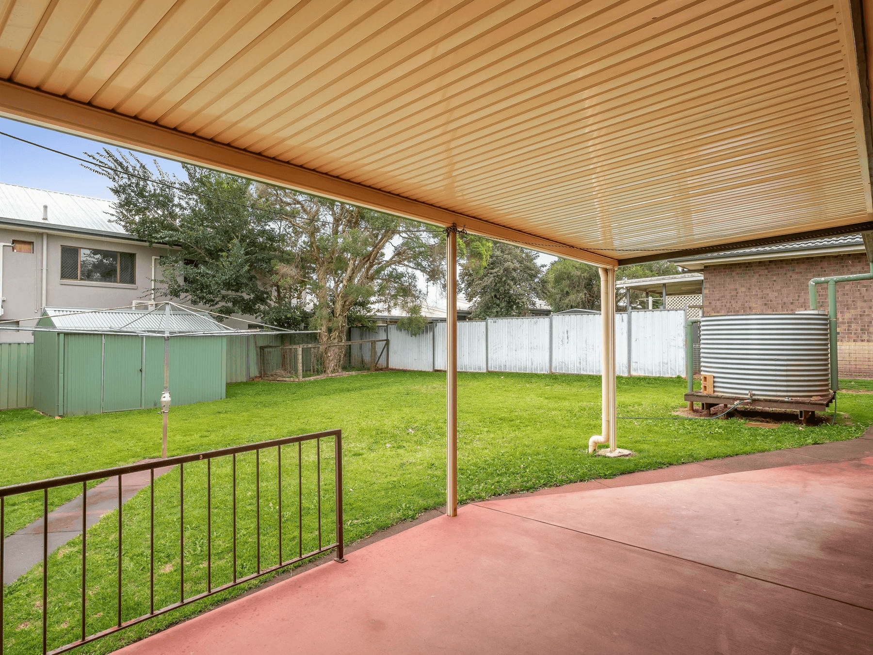 9 Behland Street, KEARNEYS SPRING, QLD 4350