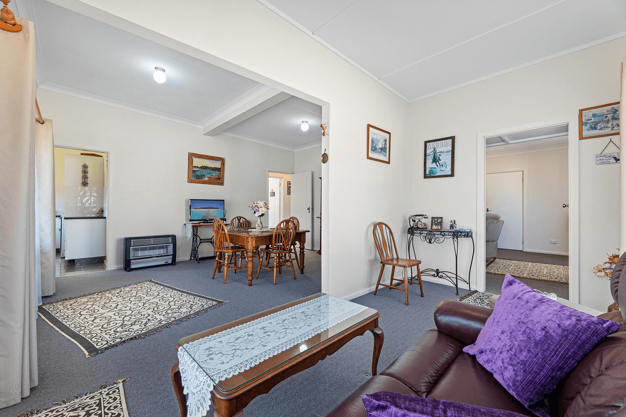 4 Sutcliffe Street, BODALLA, NSW 2545