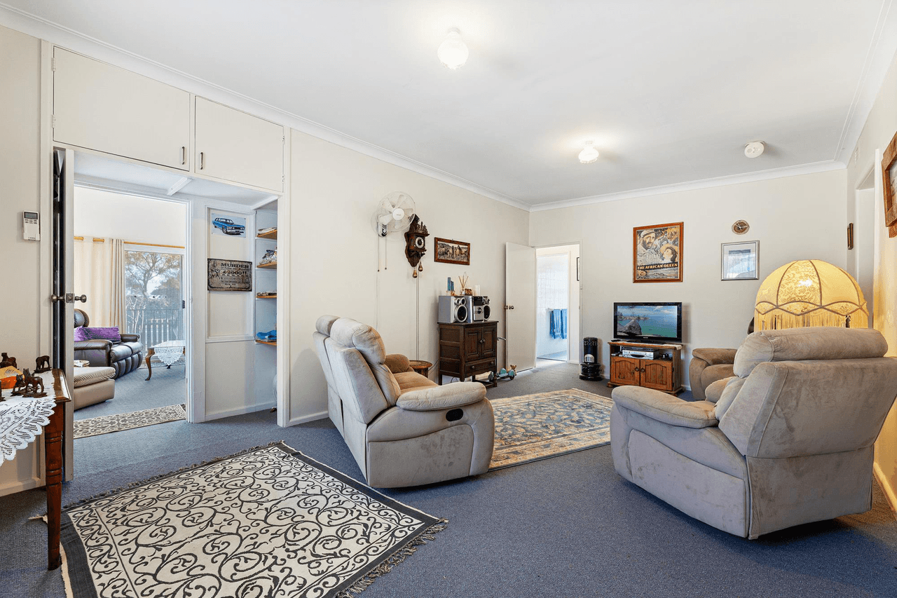 4 Sutcliffe Street, BODALLA, NSW 2545