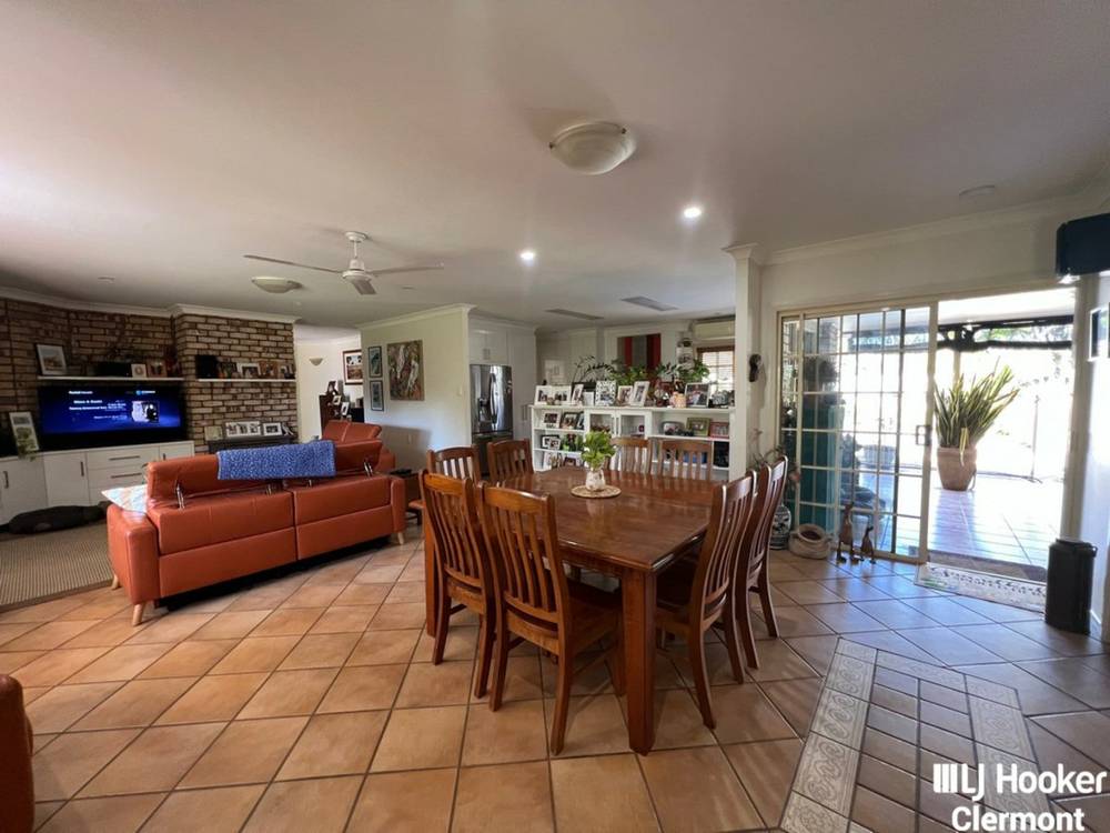 2 Box Street, CLERMONT, QLD 4721