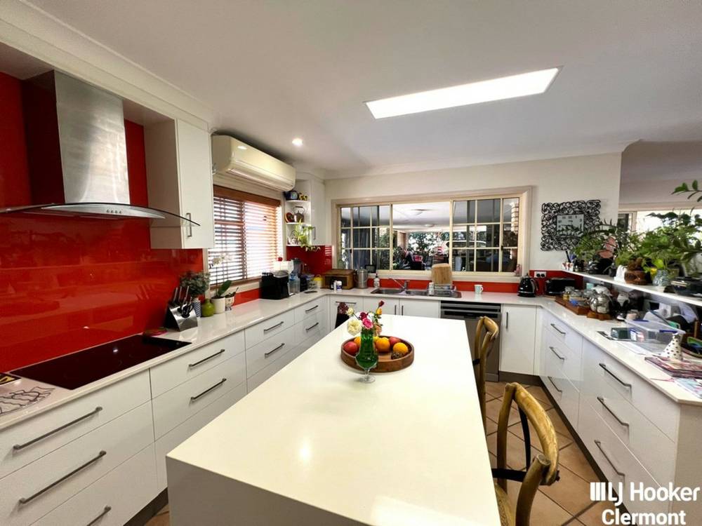 2 Box Street, CLERMONT, QLD 4721