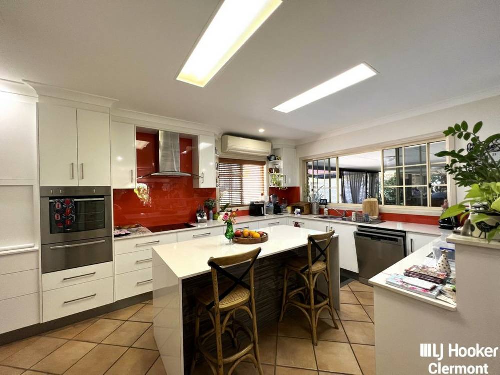 2 Box Street, CLERMONT, QLD 4721