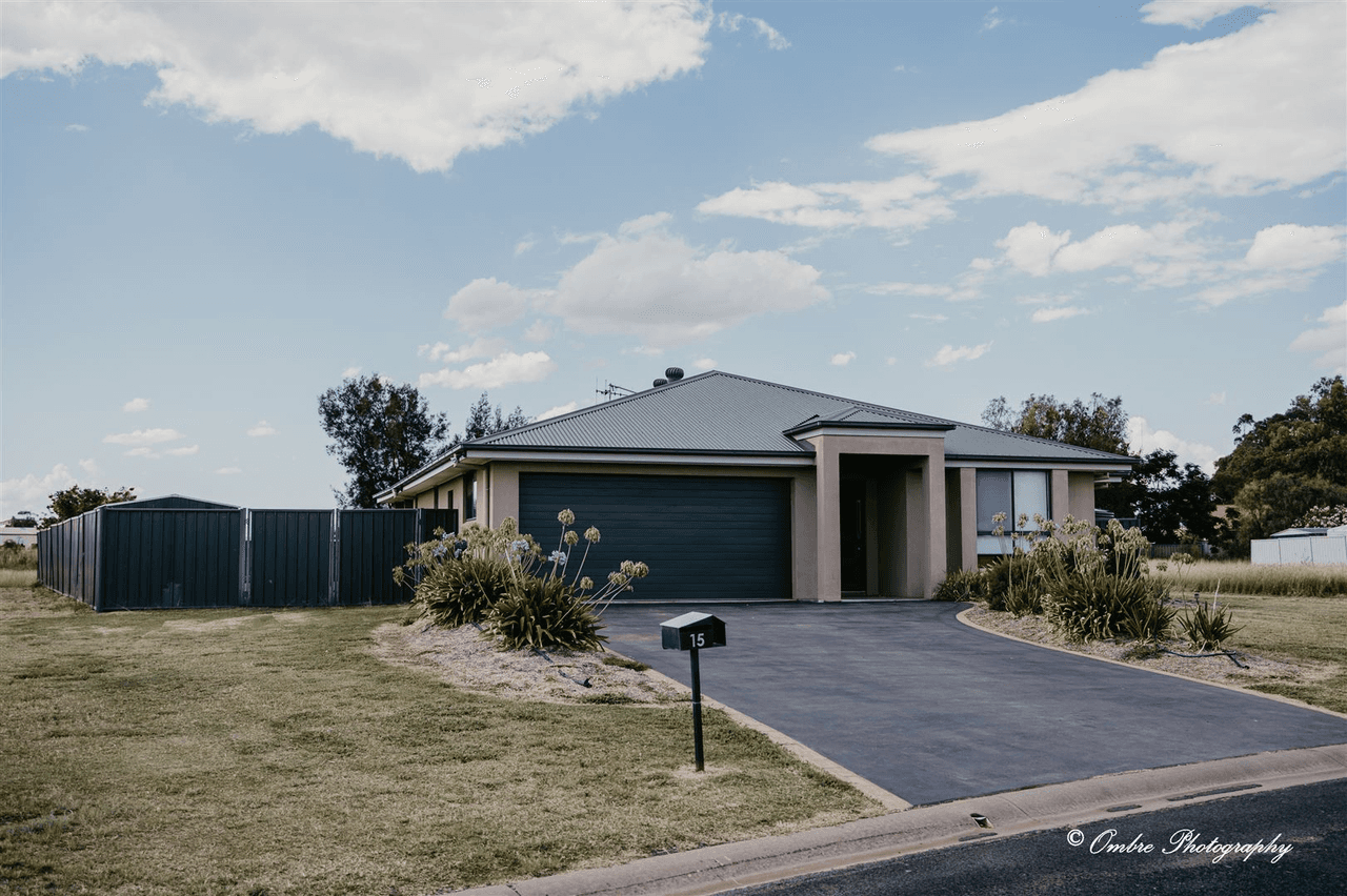 15 Deacon Drive, Warren, NSW 2824