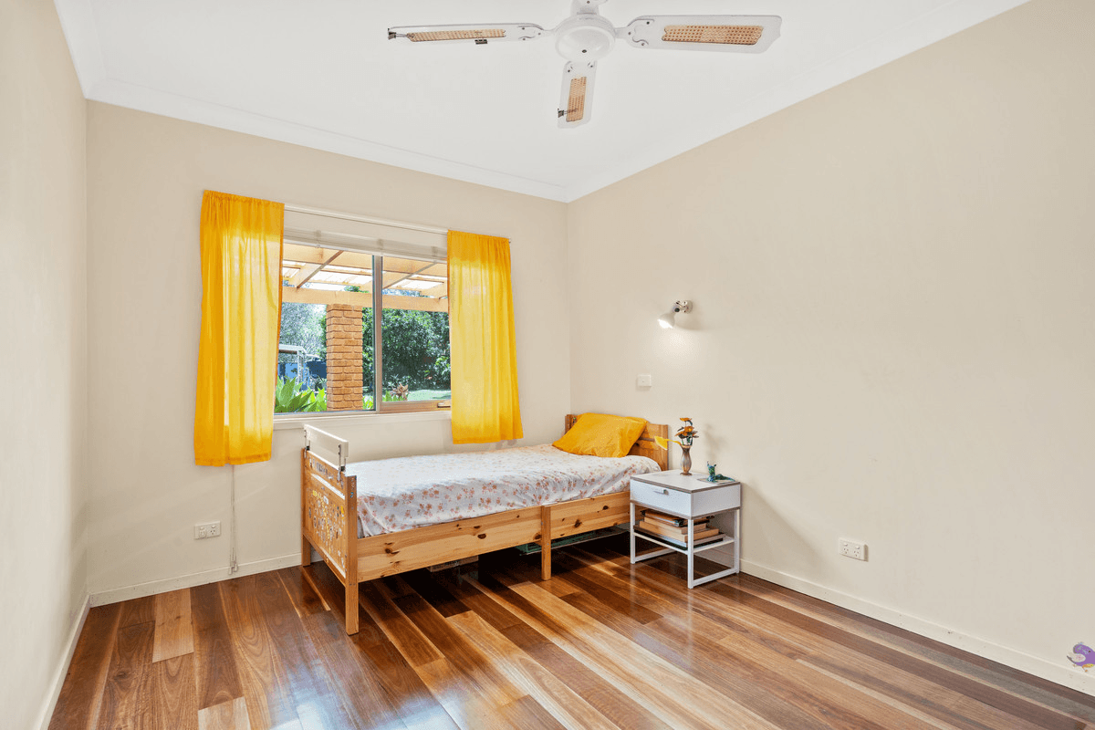 11 Hillcrest Drive, TINTENBAR, NSW 2478