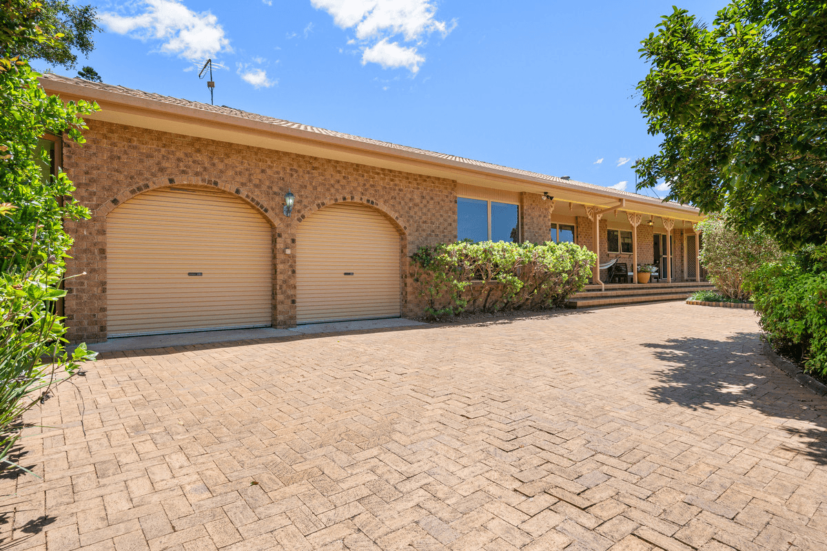 11 Hillcrest Drive, TINTENBAR, NSW 2478