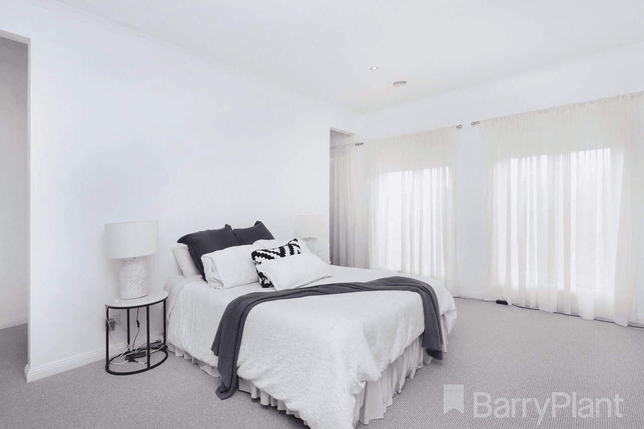 20 Clare Boulevard, Greenvale, VIC 3059