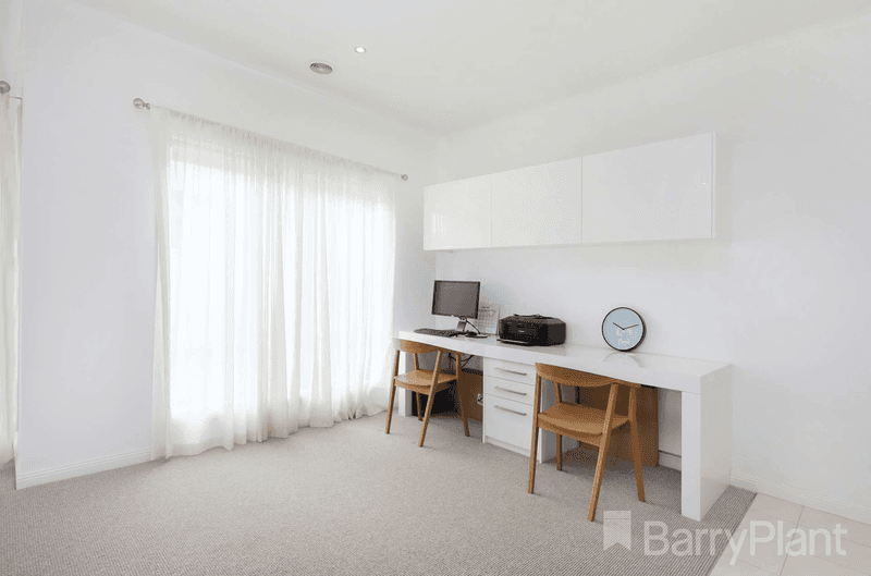 20 Clare Boulevard, Greenvale, VIC 3059