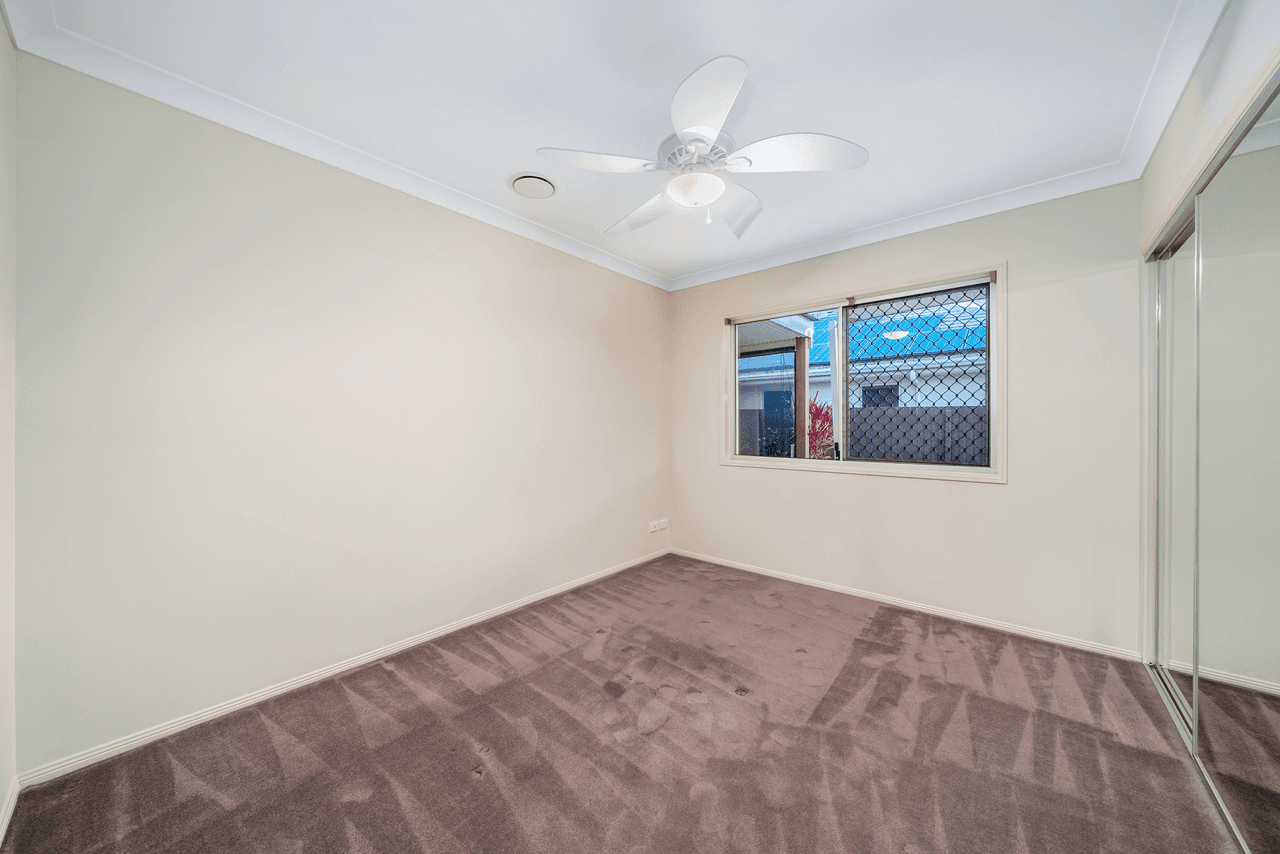 21 Lionheart Crescent, NEWPORT, QLD 4020