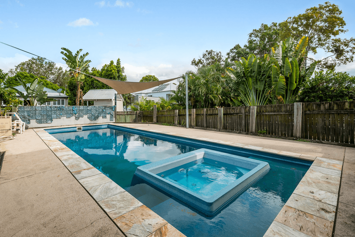 23 Kent Road, Wooloowin, QLD 4030