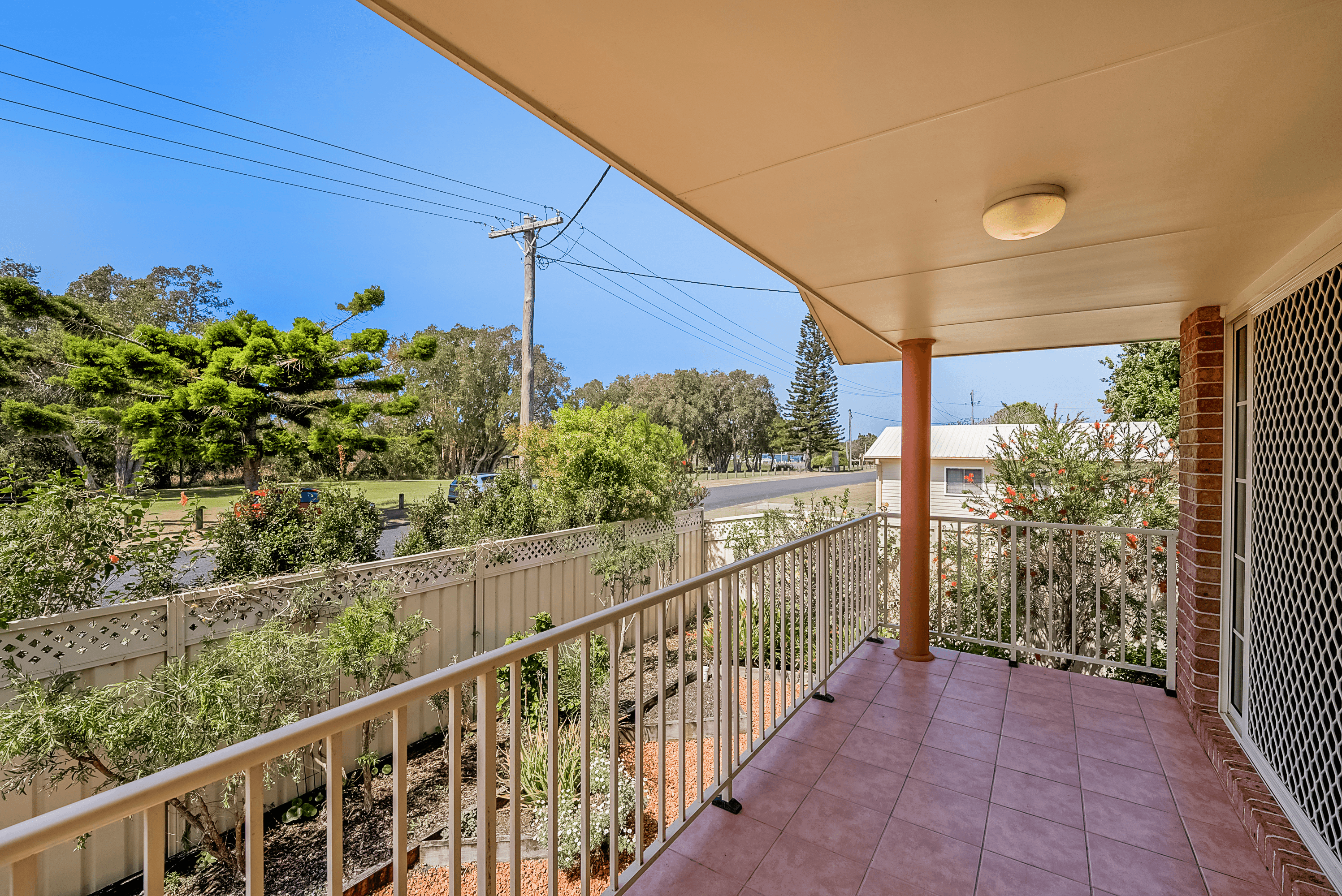 1/10 Mclennan Street, LAURIETON, NSW 2443