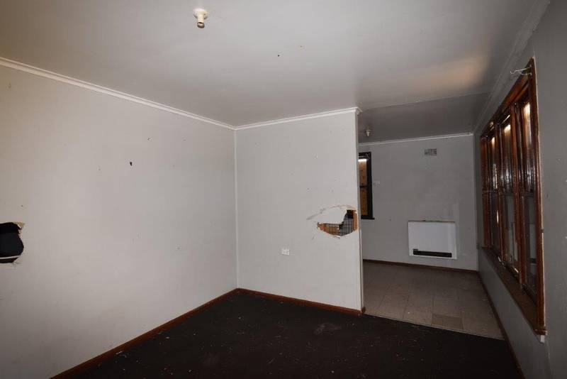 11 Elizabeth Street, WELLINGTON, NSW 2820