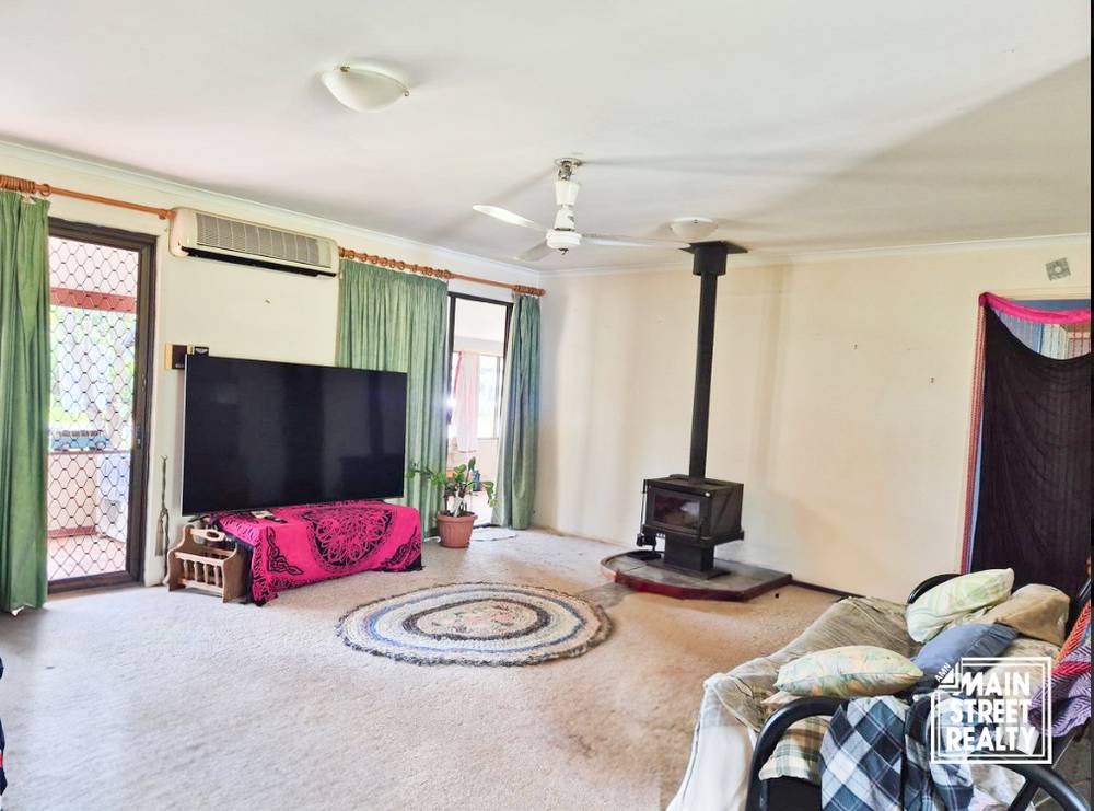 25 John Street, BLACKBUTT, QLD 4314